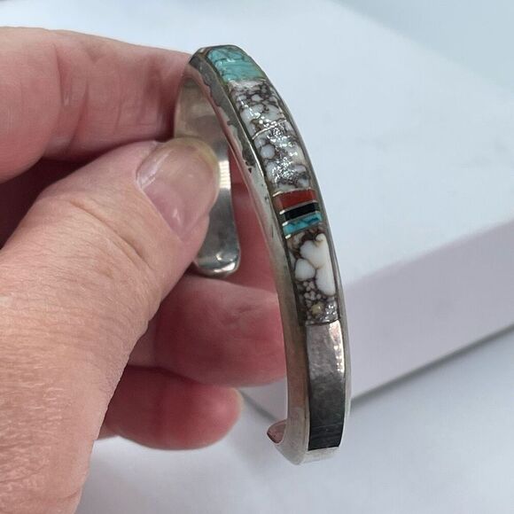 Navajo Artist Wilbur Muskett “Muskett Sterling“ Multistone thick silver cuff bra - Picture 3 of 14